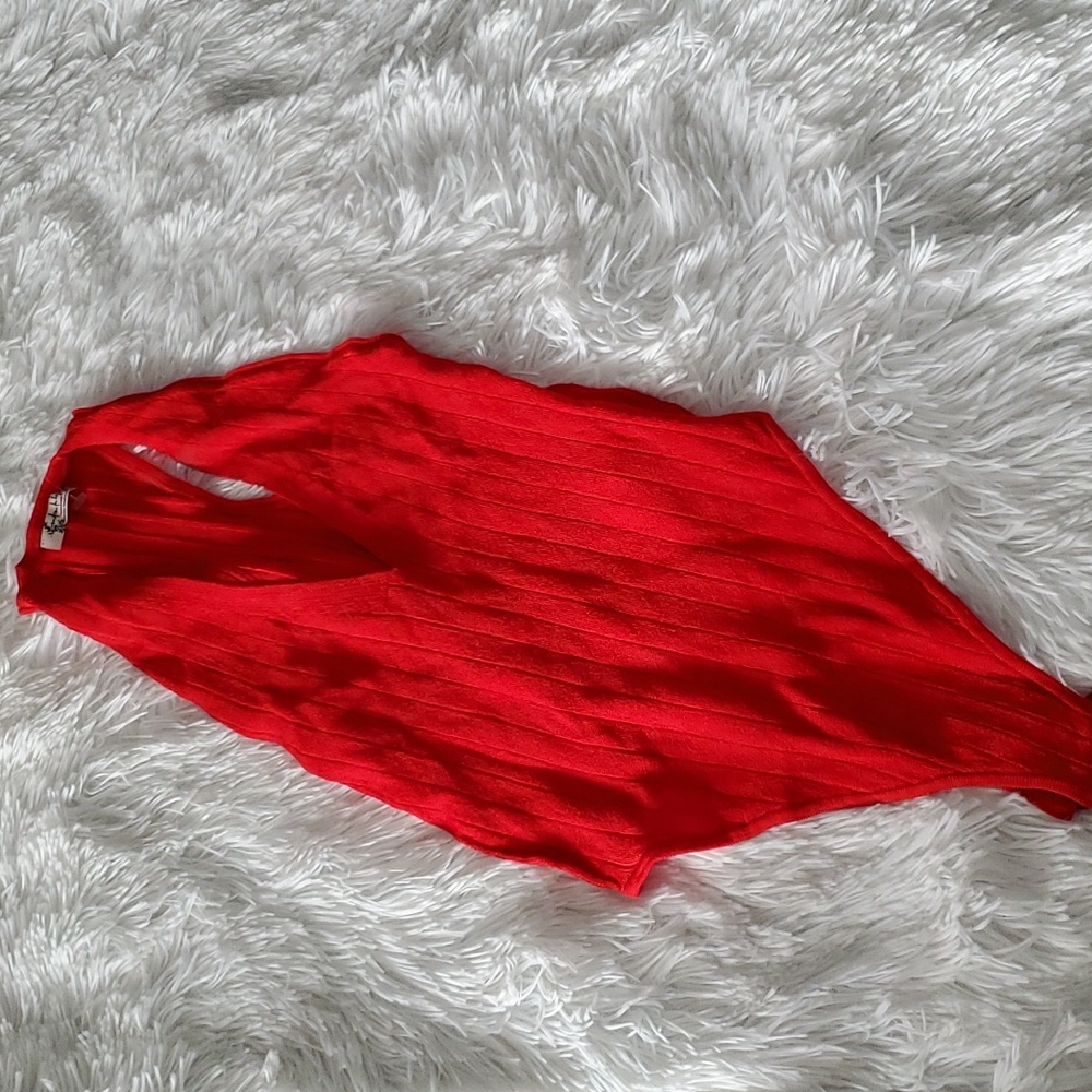 FREE PEOPLE KNIT DEEP V BODYSUIT XS